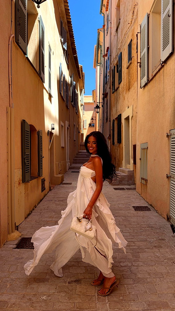 zoeliss instagram image archive image