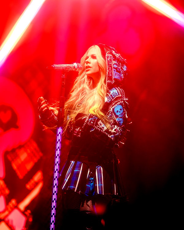 avrillavigne instagram image archive image