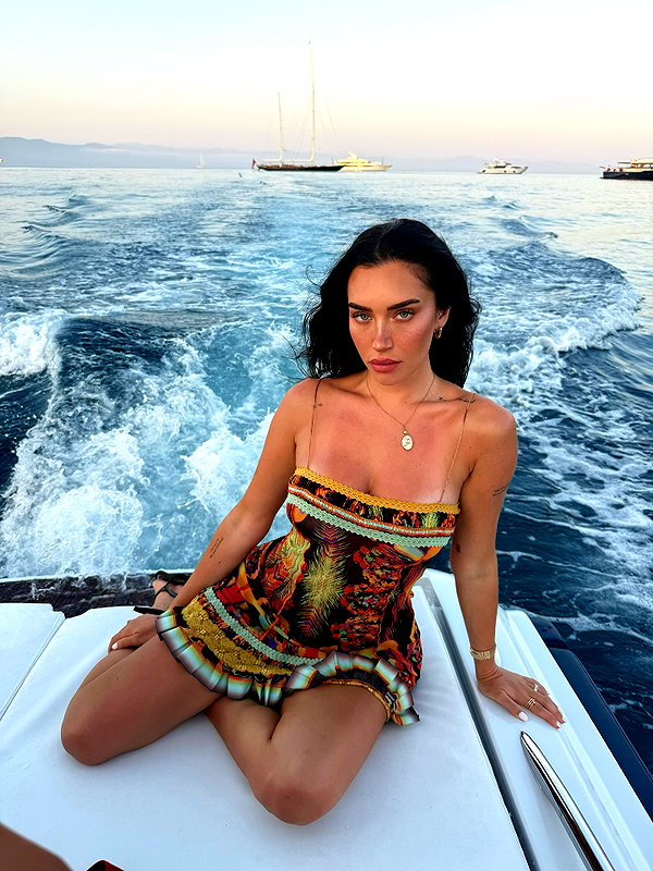 staskaranikolaou instagram image archive image
