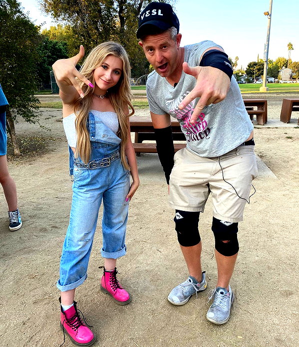 ellianawalmsley instagram image archive image