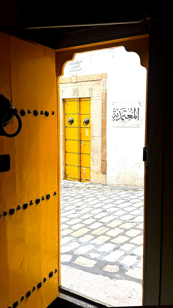 saharakatya instagram image archive image