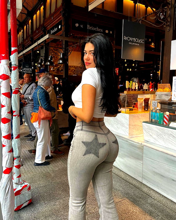 vanessa.rhd instagram image archive image