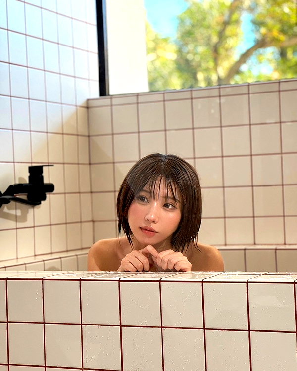 enakorin instagram image archive image