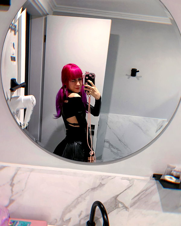 jadelaverne instagram image archive image