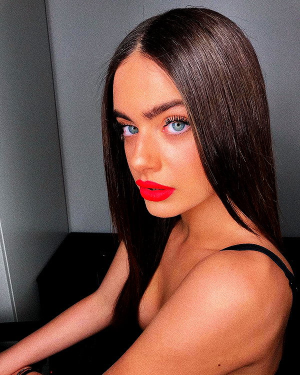 yaelshelbia instagram image archive image
