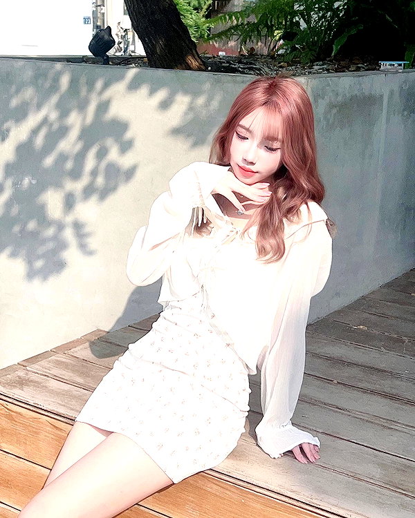 e.11lie instagram image archive image