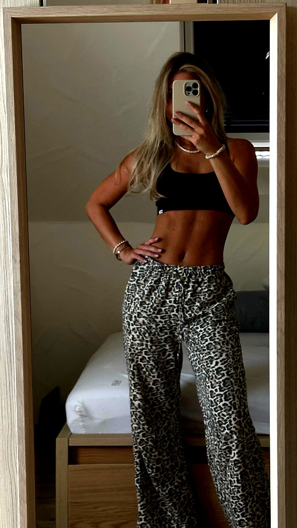 danamrts instagram image archive image