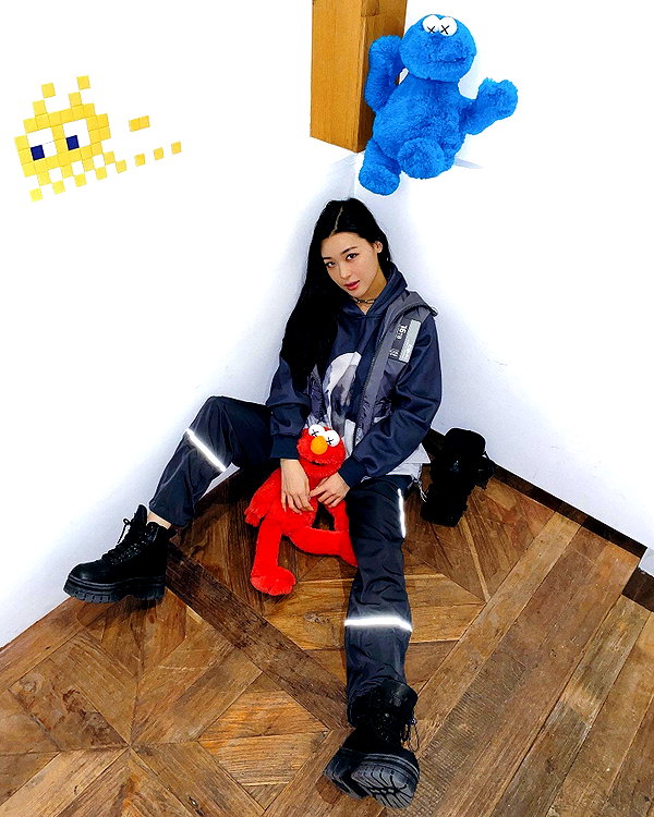 emily.ghoul instagram image archive image