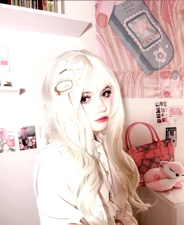 mie.llune instagram image archive image