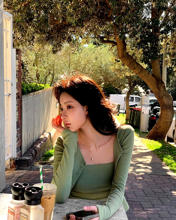 daxbin instagram image archive image