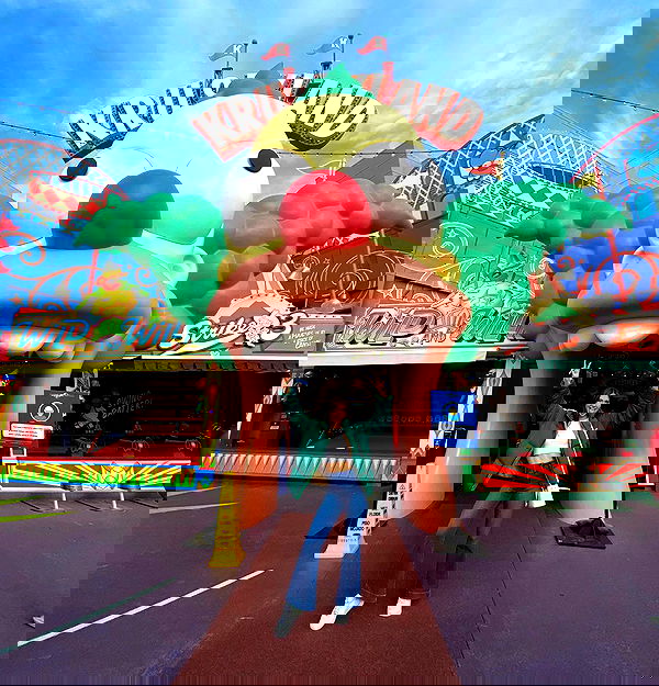 taylor.creeden taylor.creeden archive image