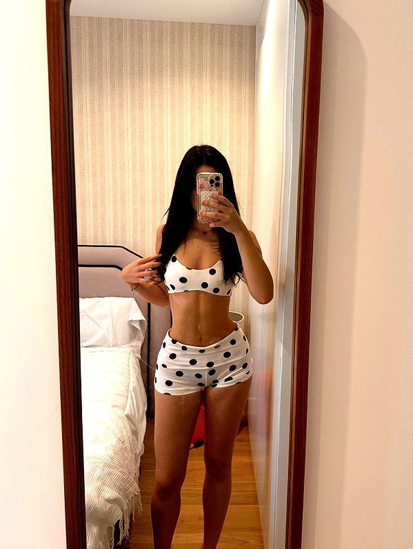 vanessa.rhd instagram image archive image