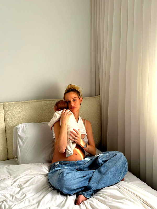 barzomer instagram image archive image