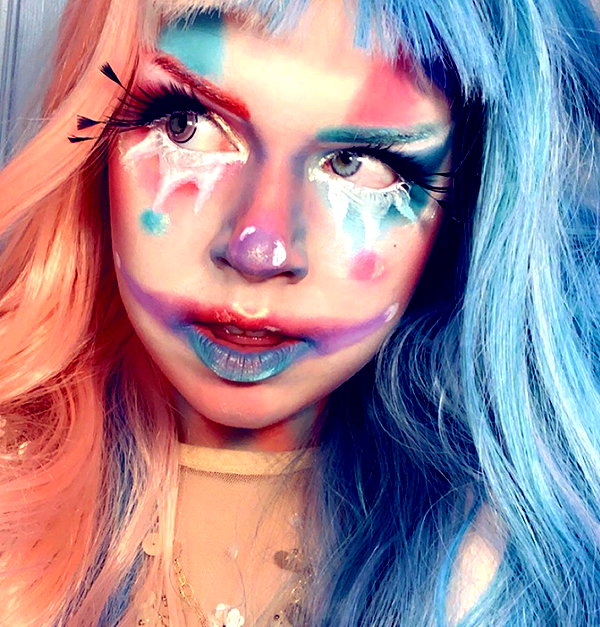 yeahimcaroline instagram image archive image