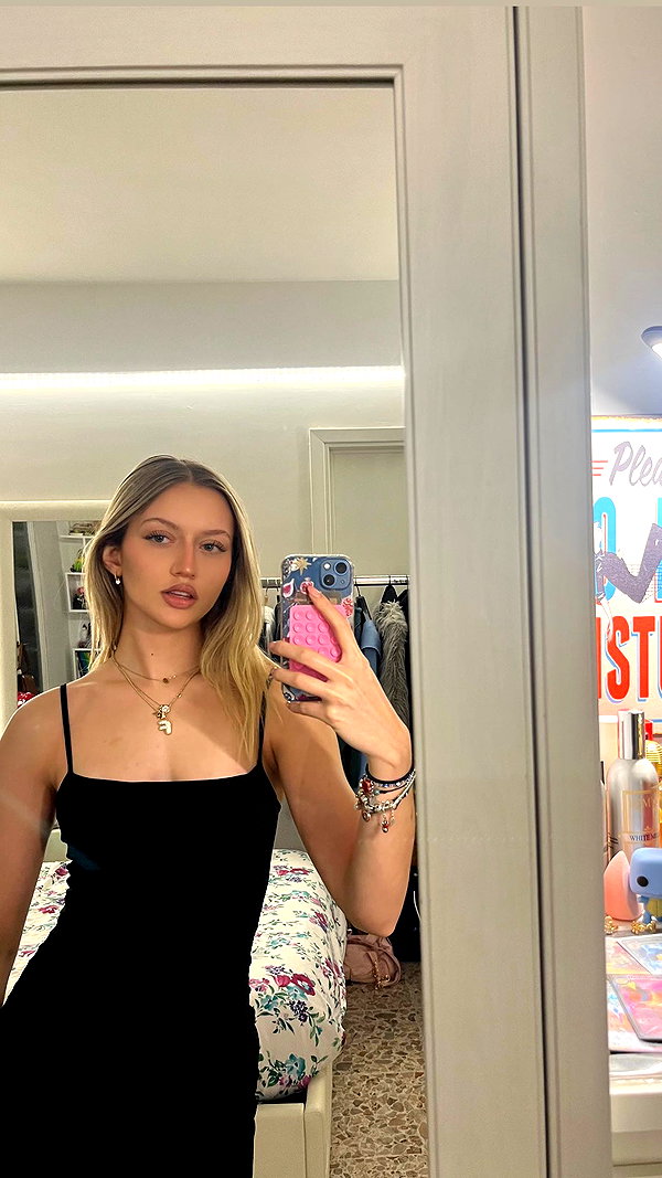 federica.piccinni instagram image archive image