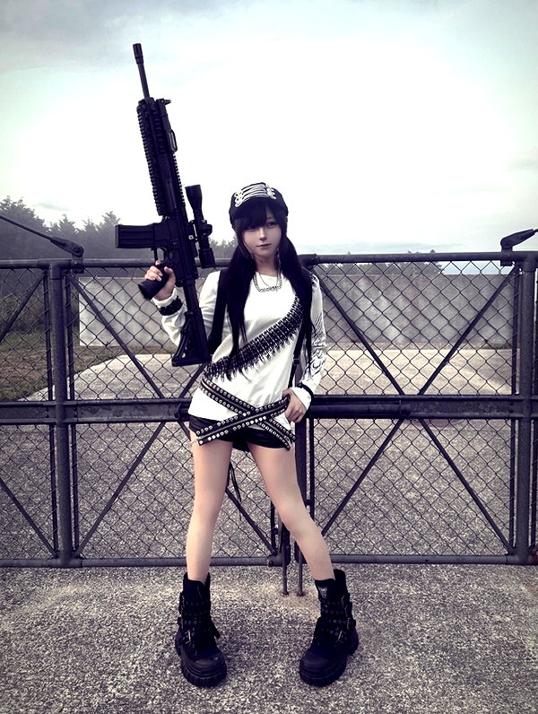 9unxx7 instagram image archive image