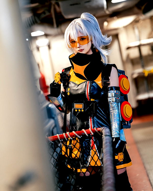 miee_cos instagram image archive image