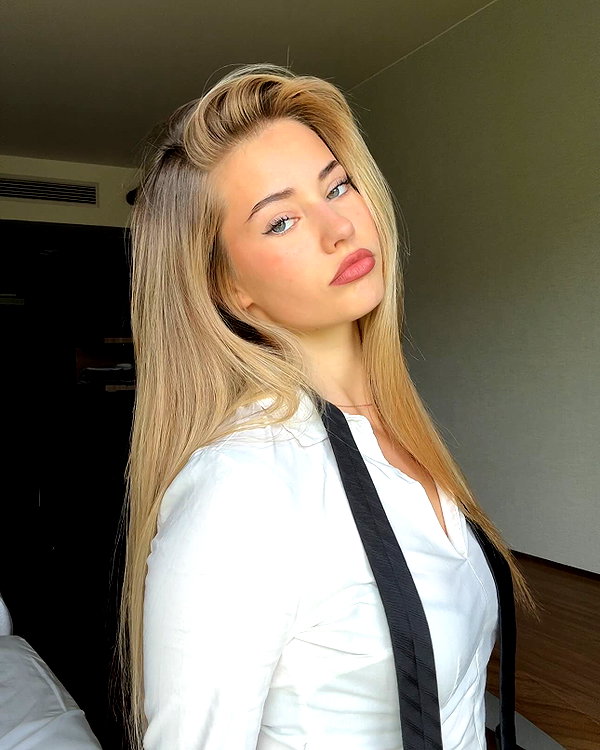 tatianakaer instagram image archive image