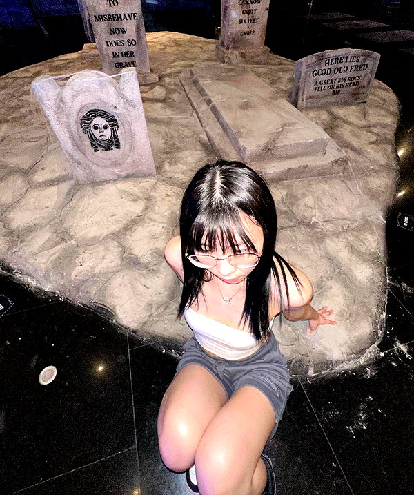 the.q.felicia instagram image archive image