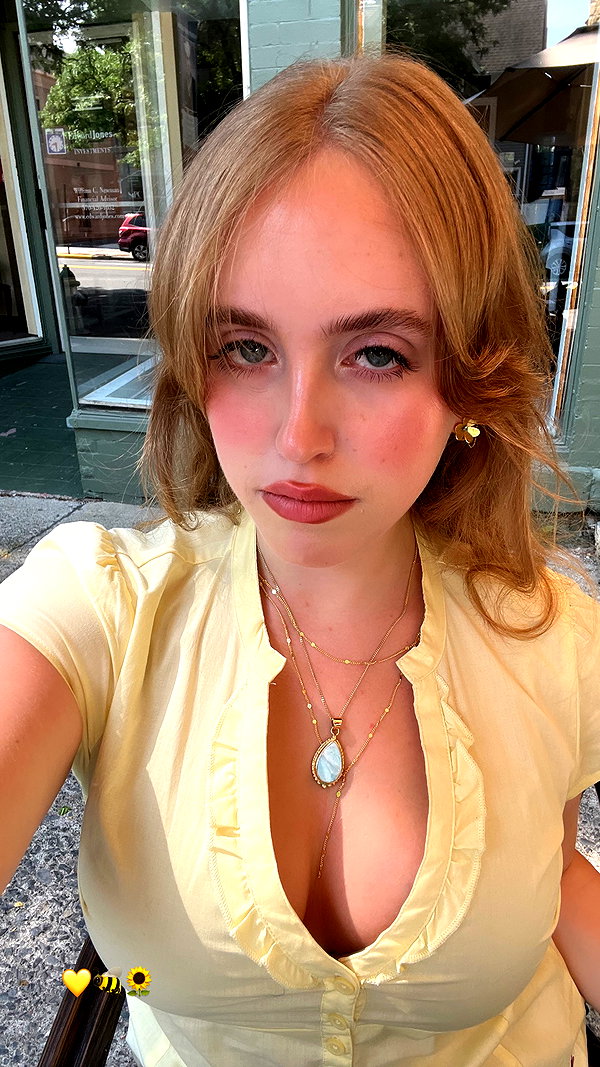 lea.weinberg_ instagram image archive image