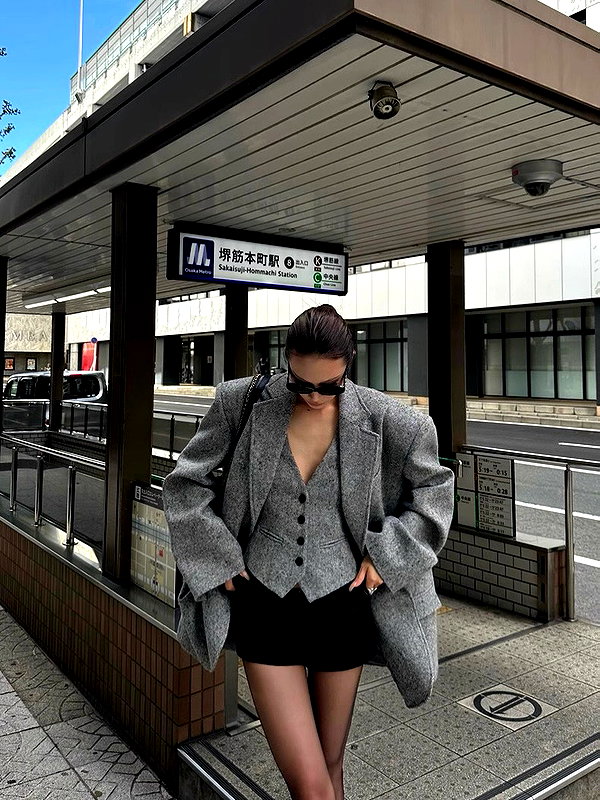 fair_mua instagram image archive image