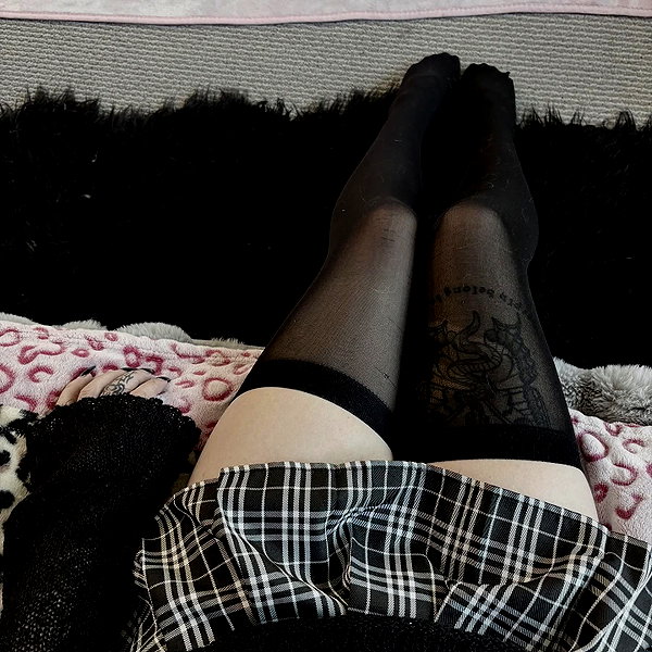 livindeadyaz2 instagram image archive image