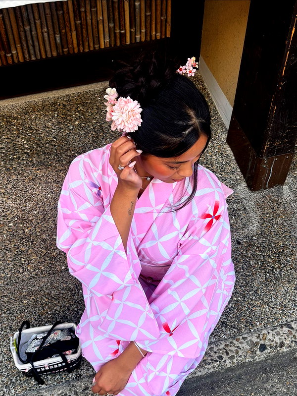 mika.ramosss instagram image archive image