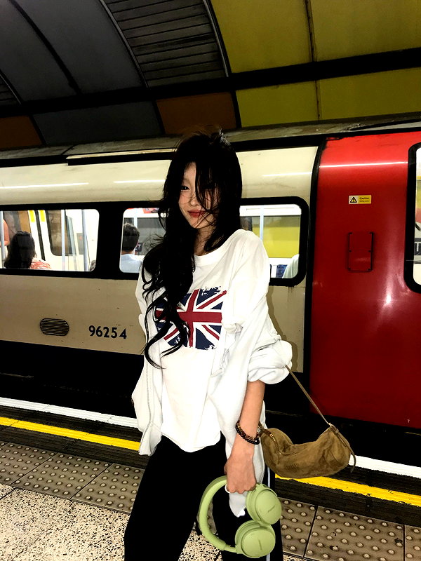 daxbin instagram image archive image