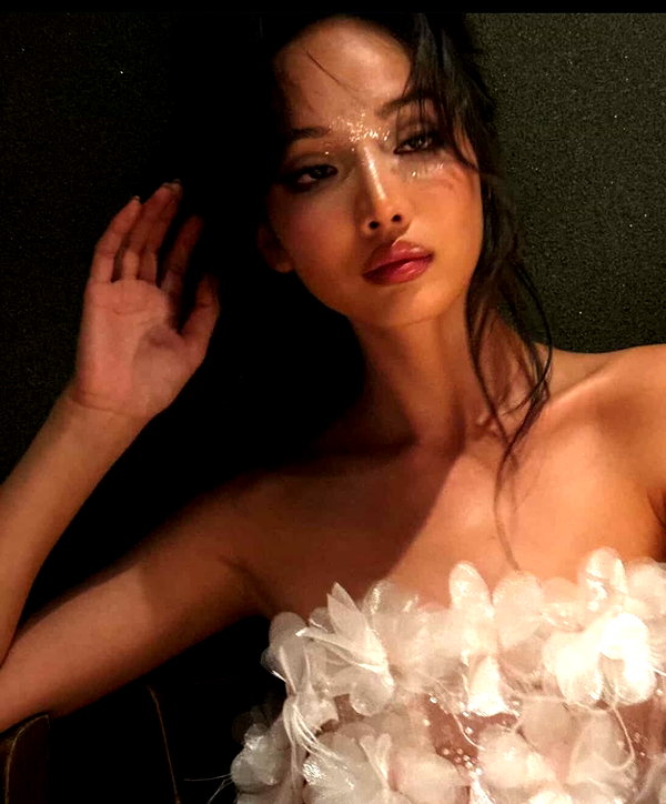 lyhythuedoxinh instagram image archive image