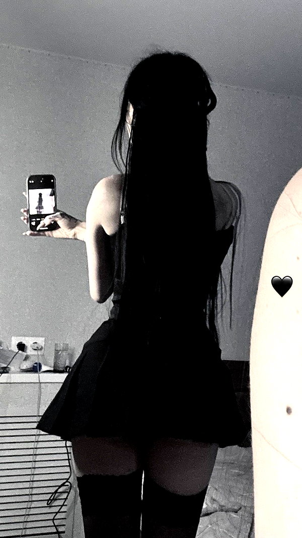 daaarkina instagram image archive image