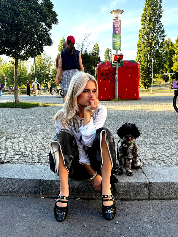 bymonamarie instagram image archive image