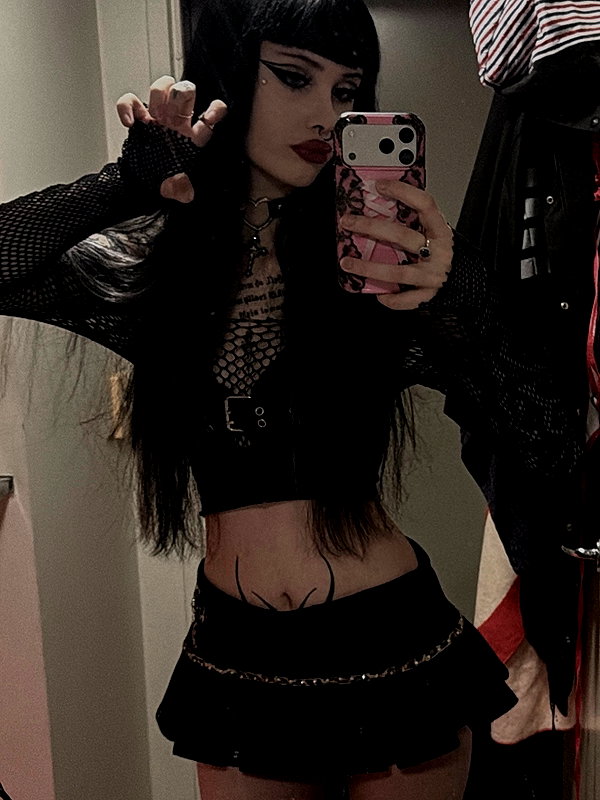 livindeadyaz instagram image archive image