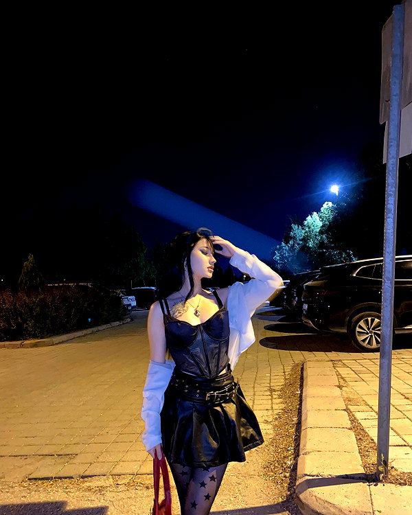 madamist_ instagram image archive image