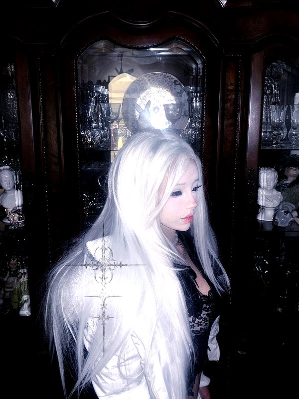 Archived image from @irisinna on Instagram