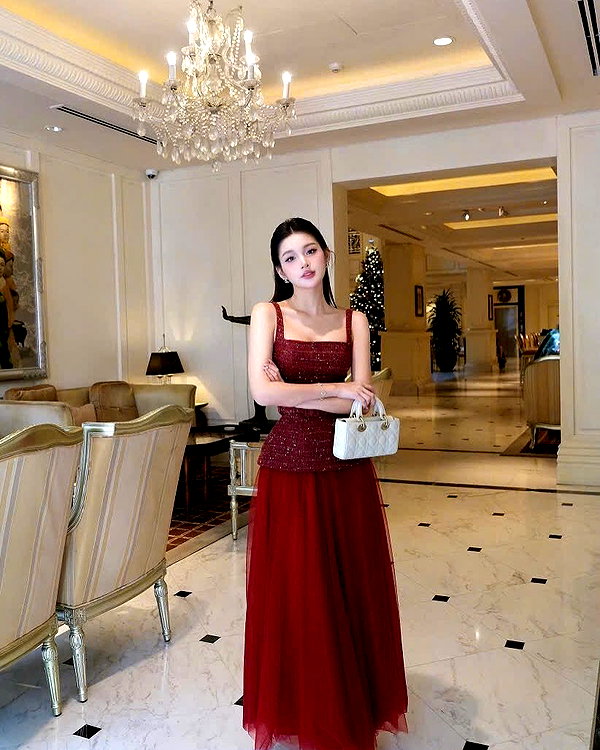 lyhythuedoxinh instagram image archive image