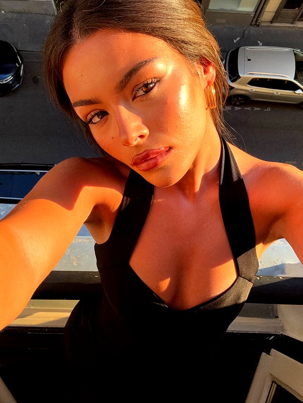 oliviaphillipps instagram image archive image