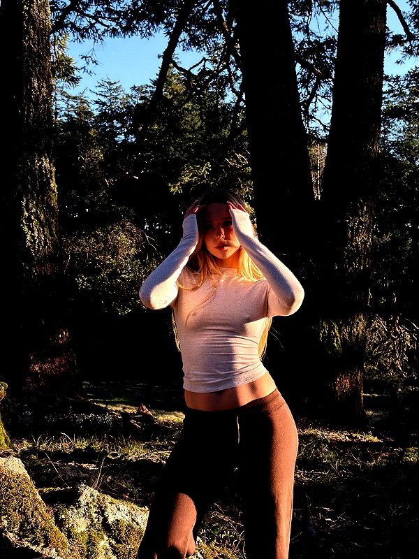 carolinezalog instagram image archive image