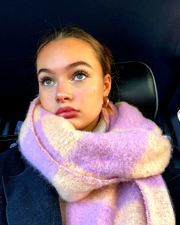 emmaaurora instagram image archive image
