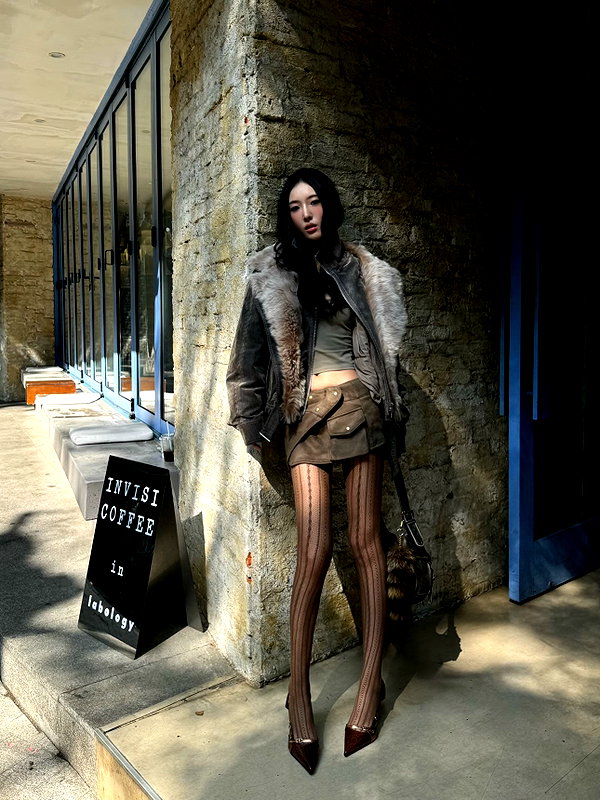 fair_mua instagram image archive image