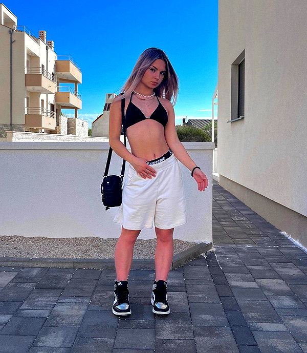 kiara.jlks instagram image archive image