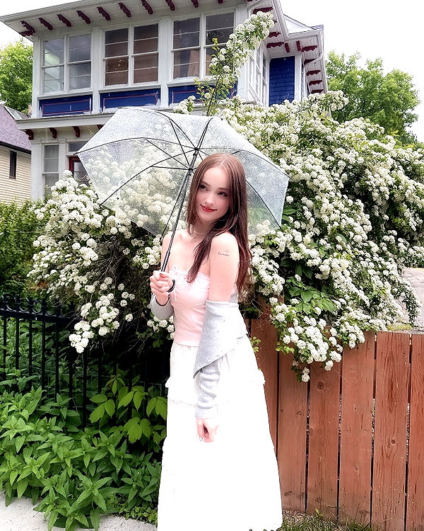 1uvgabi instagram image archive image