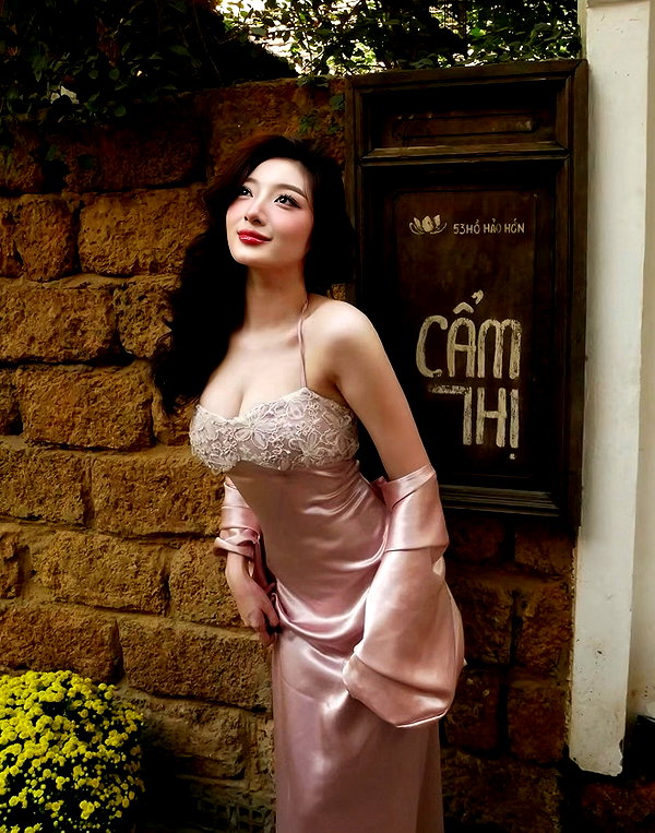 lyhythuedoxinh instagram image archive image