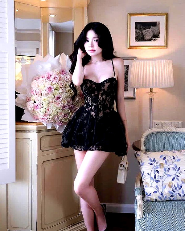 lyhythuedoxinh instagram image archive image