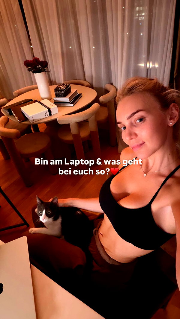Archived image from @alexisshv on Instagram