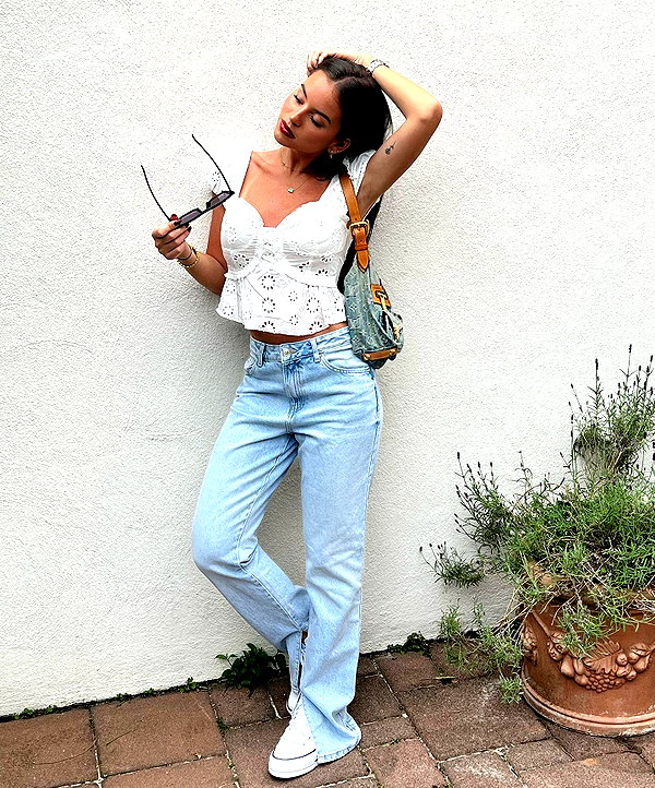 zoeliss instagram image archive image