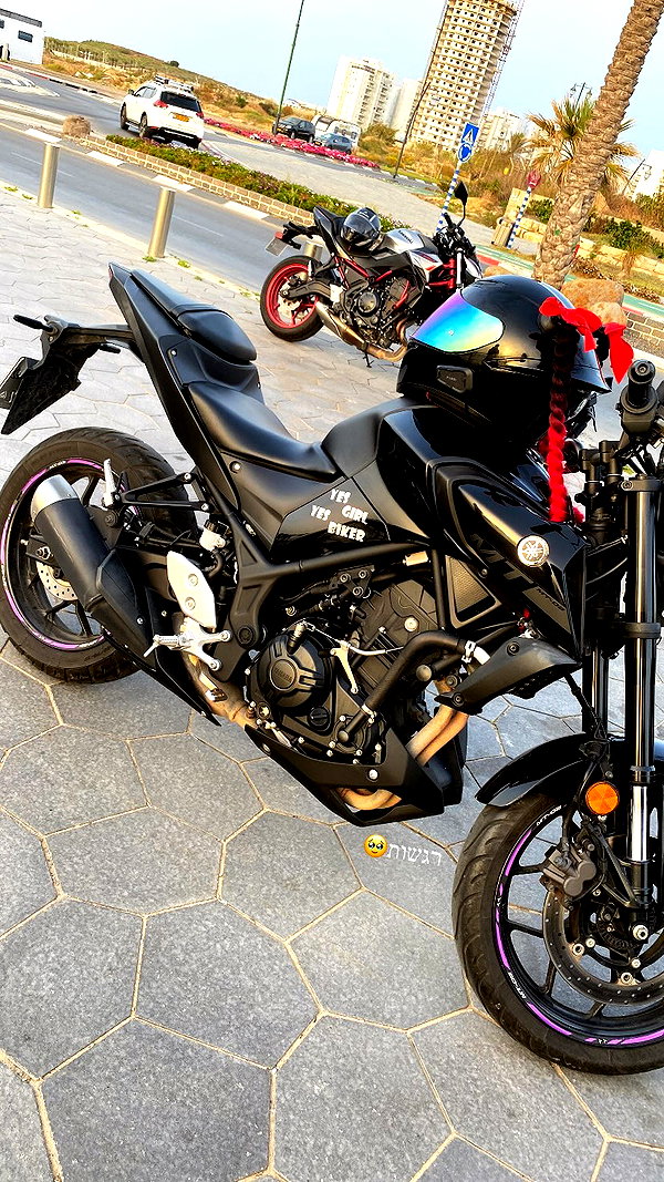 shanidahan7 instagram image archive image