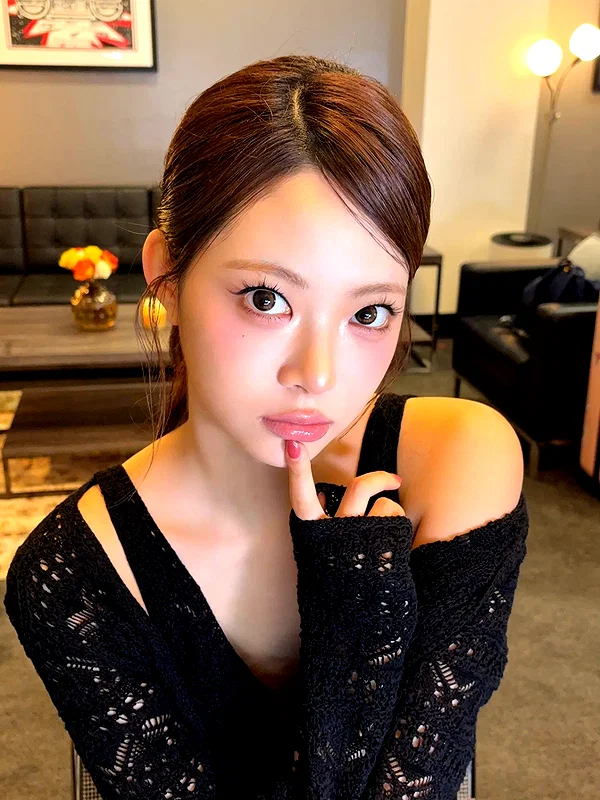 hhh.e_c.v instagram image archive image