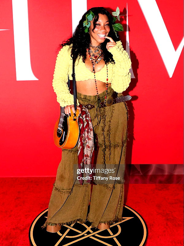 kieraplease instagram image archive image