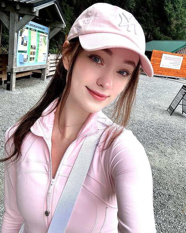 1uvgabi instagram image archive image