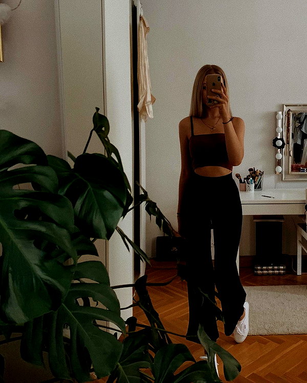 lilih instagram image archive image